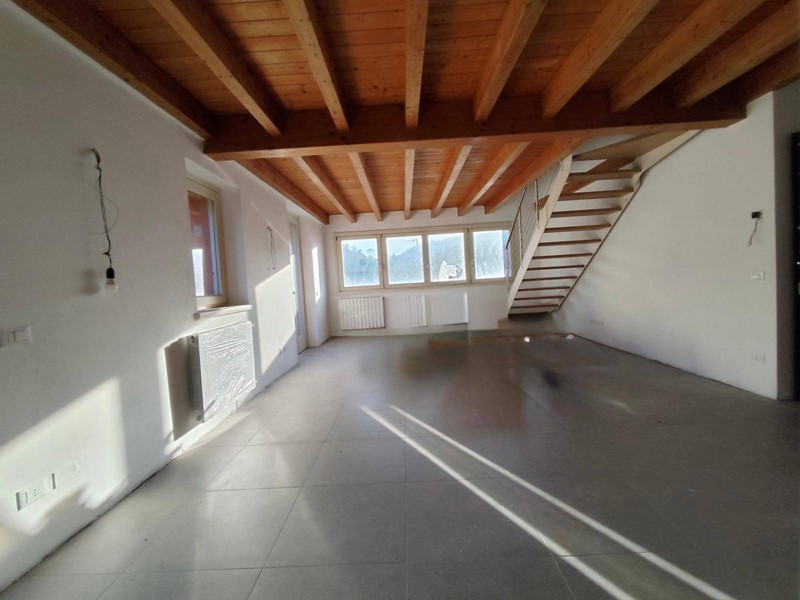 Trilocale in Affitto a Foresto Sparso, 800&euro;, 100 m²