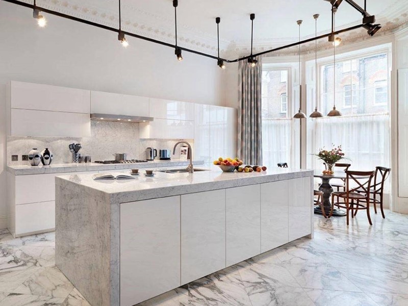 Villetta a schiera in Affitto a Pisa, 10'000&euro;, 500 m²