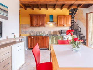 Trilocale in Vendita a Ischia di Castro, 68'000&euro;, 73 m²