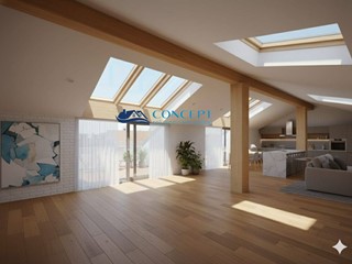 Attico in Vendita a Martinsicuro, 65'000&euro;, 240 m²