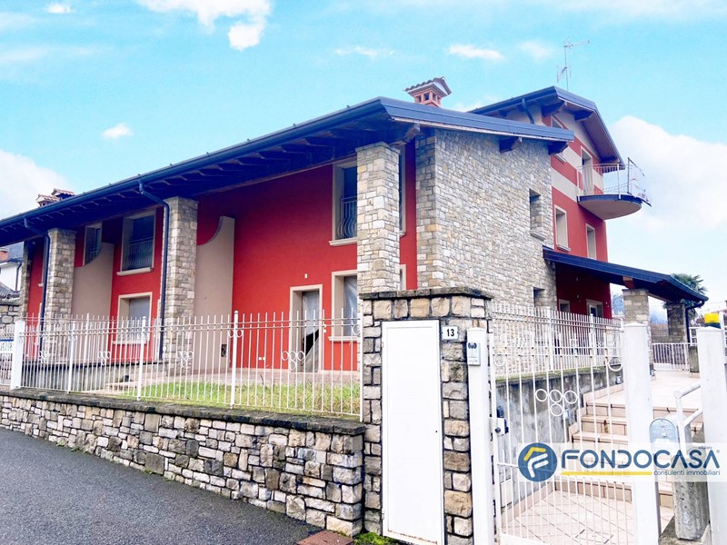Loft in Vendita a Capriolo, 225'000&euro;, 241 m²