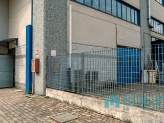 Ufficio in Vendita a Brugherio, 560'000&euro;, 440 m²