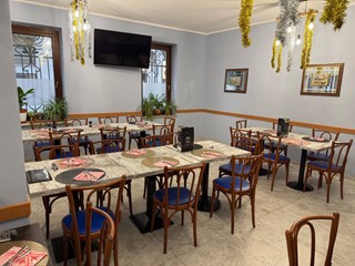 Immobile commerciale in Vendita a Verona, 150'000&euro;, 200 m²