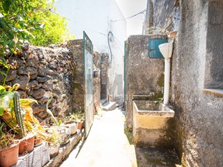 Casa Indipendente in Vendita a Aci Bonaccorsi, 49'000&euro;, 47 m², con Box