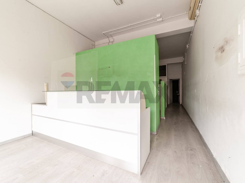 Negozio in Vendita a Roma, 67'000&euro;, 55 m²