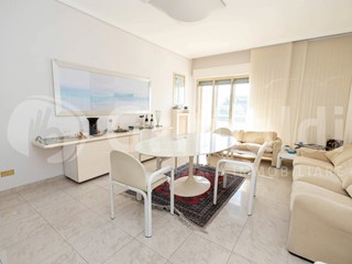 Appartamento in Vendita a Ragusa, 95'000&euro;, 130 m², con Box