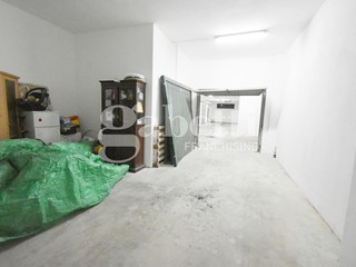 Box in Vendita a Olbia, 32'000&euro;, 43 m²