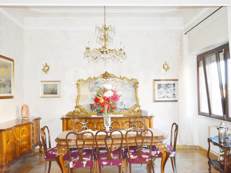 Quadrilocale in Vendita a Olbia, 260'000&euro;, 139 m², arredato