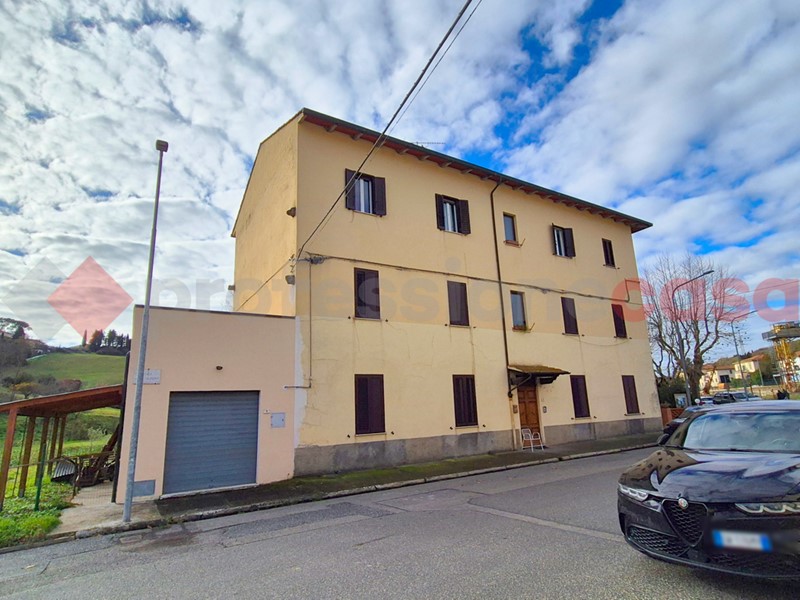 Trilocale in Vendita a Volterra, 48'000&euro;, 75 m²