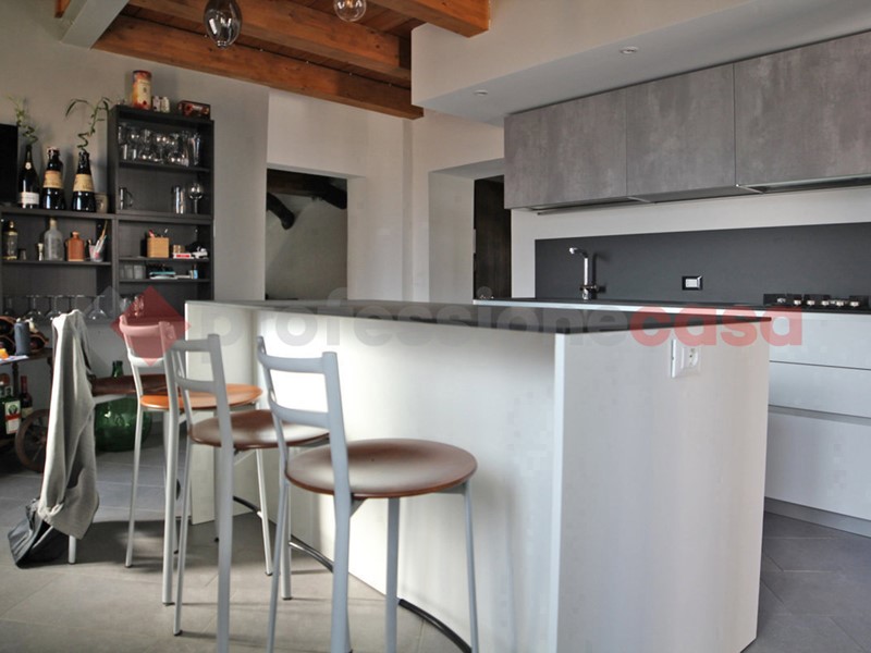 Bilocale in Vendita a Oleggio Castello, 139'000&euro;, 85 m², arredato