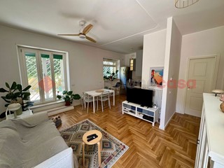 Trilocale in Vendita a Roma, 239'000&euro;, 70 m²