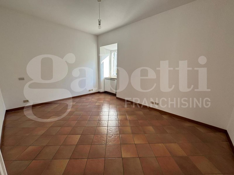 Trilocale in Vendita a Frascati, 319'000&euro;, 112 m²