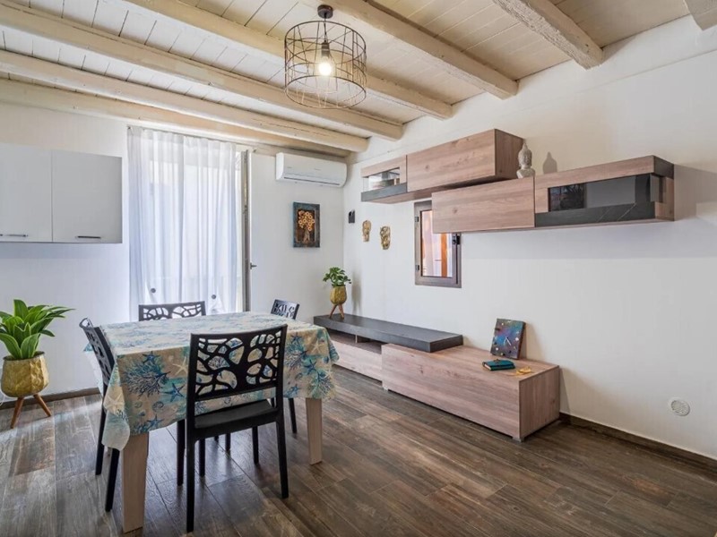 Quadrilocale in Vendita a Siracusa, zona Ortigia-Umberto, 190'000&euro;, 110 m², arredato