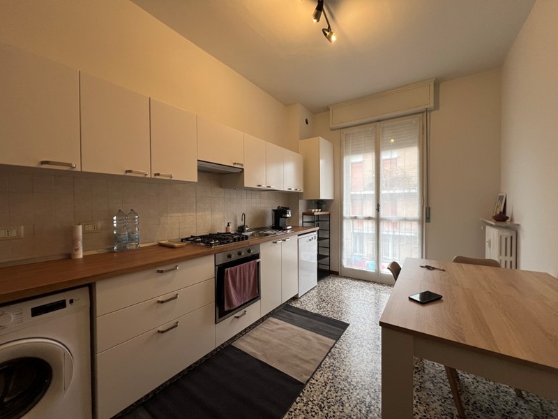 Stanza in Affitto a Reggio Emilia, zona Regina Pacis, 380&euro;, 110 m², arredato