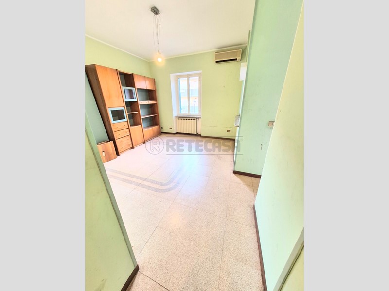 Trilocale in Vendita a Pescara, 128'000&euro;, 85 m²