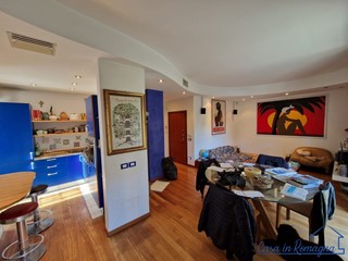 Trilocale in Vendita a Rimini, zona Marina centro, 385'000&euro;, 131 m², con Box