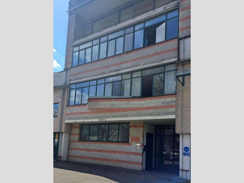 Ufficio in Vendita a Vimercate, 73'983&euro;, 69 m²