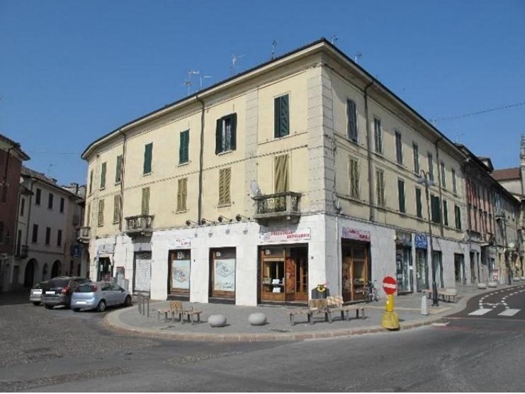 Quadrilocale in Vendita a Cassano d'Adda, 71'250&euro;, 132 m²