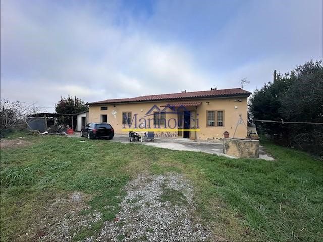Casa Indipendente in Vendita a Cascina, 270'000&euro;, 150 m²
