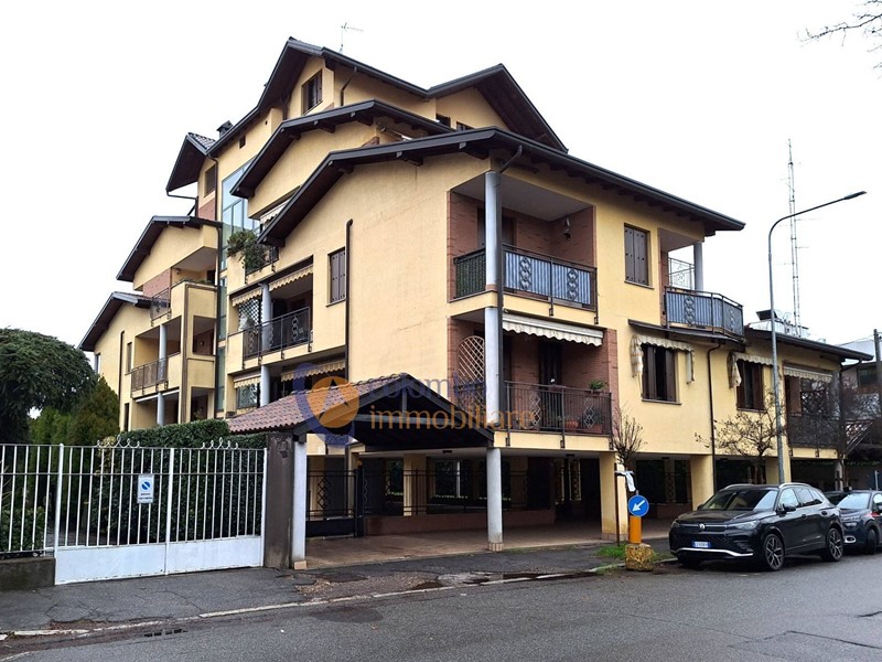 Ufficio in Vendita a Busto Arsizio, 160'000&euro;, 85 m²