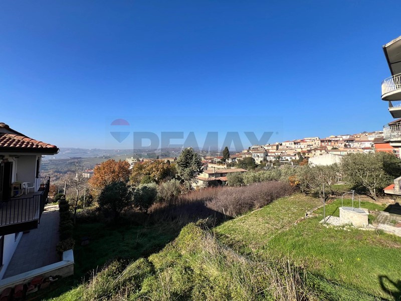Terreno edificabile in Vendita a Fragneto Monforte, 30'000&euro;, 1132 m²