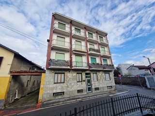 Trilocale in Vendita a Leinì, 97'000&euro;, 80 m²