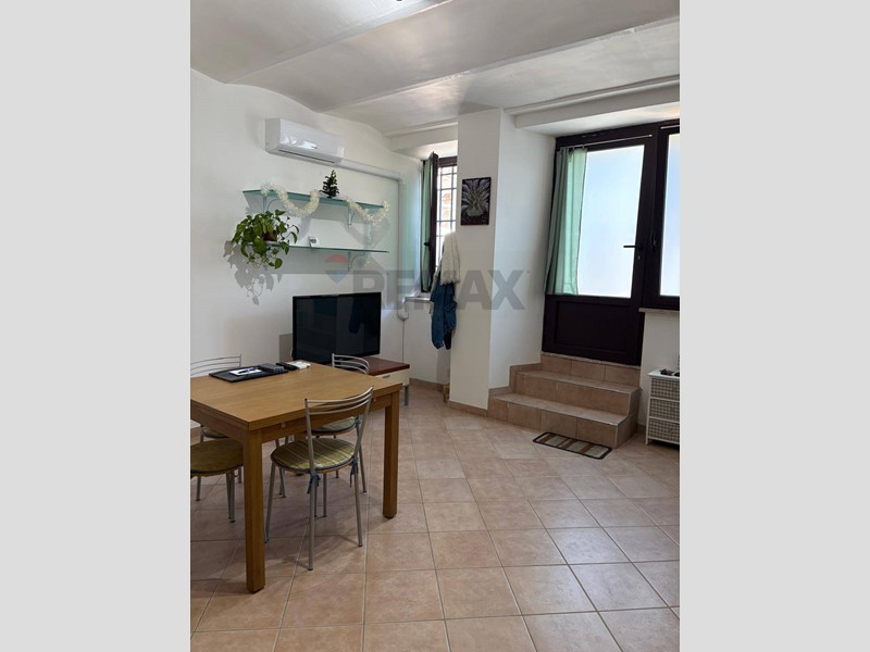 Bilocale in Affitto a Rosora, 310&euro;, 28 m²