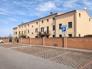 Quadrilocale in Vendita a Ferrara, 235'000&euro;, 115 m²