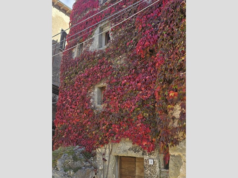 Appartamento in Vendita a Pietracamela, 130'000&euro;, 200 m²