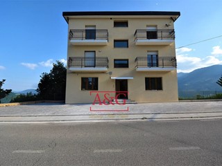 Appartamento in Vendita a Montemonaco, 110'000&euro;, 110 m²