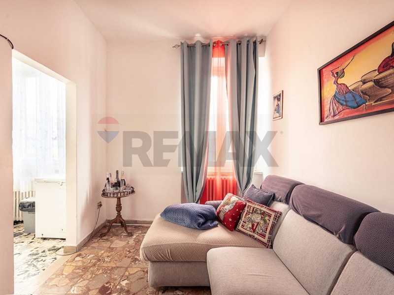 Appartamento in Vendita a Jesi, 90'000&euro;, 78 m²