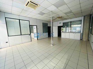 Ufficio in Vendita a Padova, 155'000&euro;, 140 m²