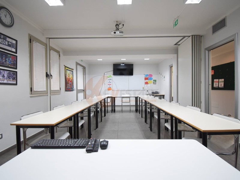 Immobile commerciale in Vendita a Sassari, 175'000&euro;, 97 m²