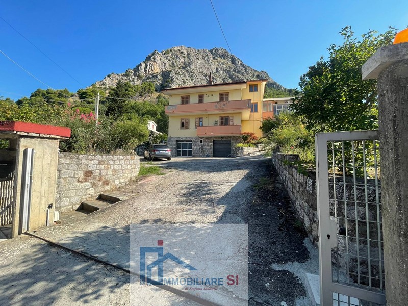 Casa Semi Indipendente in Vendita a Foglianise, 165'000&euro;, 235 m²
