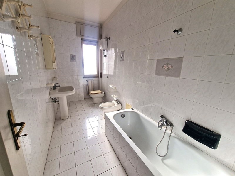 Quadrilocale in Vendita a Napoli, 430'000&euro;, 130 m²