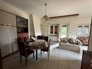 Appartamento in Vendita a Avezzano, 180'000&euro;, 140 m², arredato