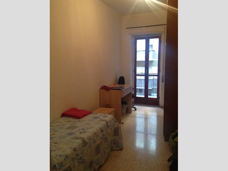 Monolocale in Affitto a Roma, 420&euro;, 10 m², arredato