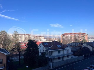 Quadrilocale in Vendita a Beinasco, 140'000&euro;, 90 m²