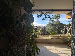 Quadrilocale in Vendita a Roma, 495'000&euro;, 156 m²