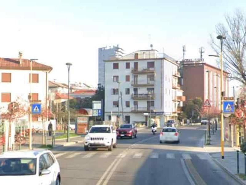 Negozio in Affitto a Venezia, 350&euro;, 28 m²