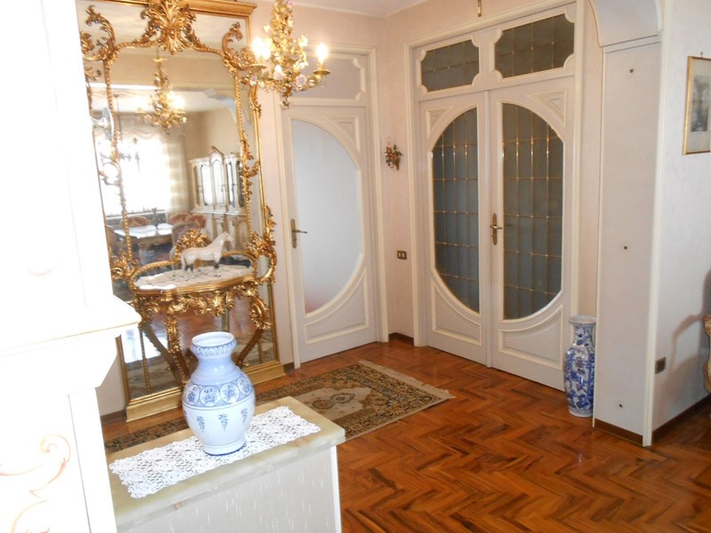 Quadrilocale in Vendita a None, 190'000&euro;, 148 m², arredato