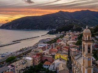 Trilocale in Vendita a Moneglia, zona centro, 350'000&euro;, 113 m², con Box