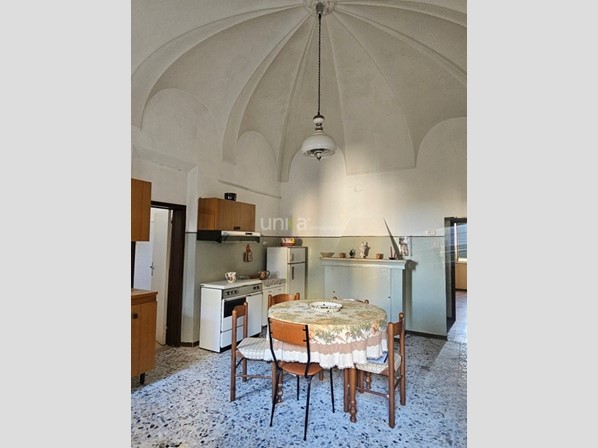 Trilocale in Vendita a Castelplanio, 45'000&euro;, 80 m², arredato