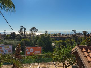 Casa Semi Indipendente in Vendita a Catania, 108'000&euro;, 70 m², con Box