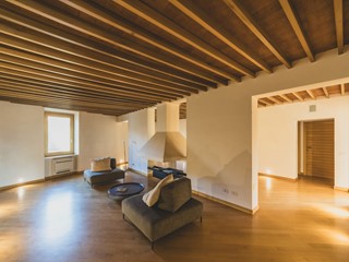 Appartamento in Vendita a Orbetello, 660'000&euro;, 216 m²