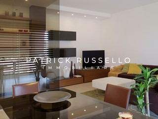 Appartamento in Vendita a Gela, zona CANTINA SOCIALE, 195'000&euro;, 260 m²