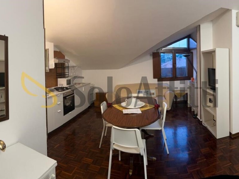 Bilocale in Affitto a Padova, zona Sacra Famiglia, 800&euro;, 45 m², arredato, con Box