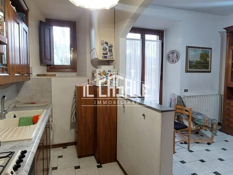 Trilocale in Vendita a Dicomano, 115'000&euro;, 62 m²