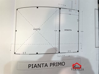 Capannone in Vendita a Carrara, 1'000'000&euro;, 3000 m²