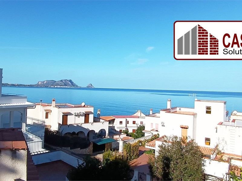 Villa in Vendita a Altavilla Milicia, 285'000&euro;, 150 m²